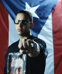 Daddy Yankee Instagram - Para ese chamaco que creció en Santurce , una canción “Gasolina” que nació en un barrio de Puerto Rico, y sea reconocida por la “Biblioteca del Congreso” como una de las canciones que transformó la cultura, cambió la historia musical en el mundo y EE.UU. es algo que jamás soñé. Y lo más bonito que fue en español. Cuando haces la las cosas con amor, pasión, determinación y disciplina y a todo eso le sumas el apoyo de toda mi gente linda durante más de tres décadas todo lo que sueñas puede ser posible .- DY