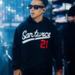 Daddy Yankee Instagram - Consigue toda la mercancía de “SANTURCE” aquí: 👉🏼 shop.cangrejeros.net 👈🏻