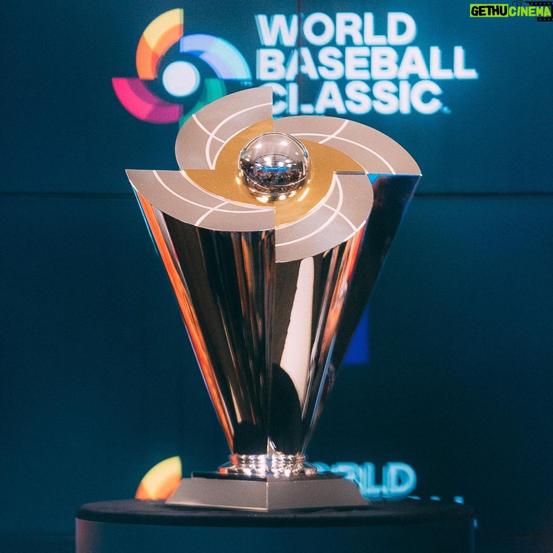 Daddy Yankee Instagram - Puerto Rico nos llevamos el primero. `Team Rubioโ estamos activo. ๐ฅ Un fuerte abrazo a todos nuestros hermanos de Nicaragua. ๐ต๐ท๐ณ๐ฎโพ๏ธ๐บ #worldbaseballclassic #legendaddy ๐