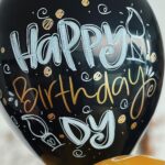 Daddy Yankee Instagram - Gracias a toda mi familia, amigos, colegas, y a todos ustedes mis fans por sus buenos deseos en este día. No todos los días se cumple años, es importante celebrar cada uno, mientras estemos en esta tierra. Qué esos buenos deseos se les multipliquen a todos en bendiciones, salud y vida. Dios los bendiga! - DY 🙏🏽