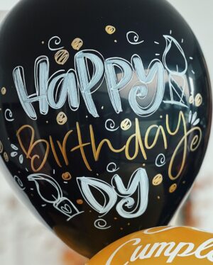 Daddy Yankee Instagram - Gracias a toda mi familia, amigos, colegas, y a todos ustedes mis fans por sus buenos deseos en este día. No todos los días se cumple años, es importante celebrar cada uno, mientras estemos en esta tierra. Qué esos buenos deseos se les multipliquen a todos en bendiciones, salud y vida. Dios los bendiga! - DY 🙏🏽