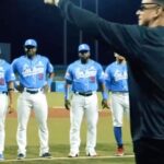 Daddy Yankee Instagram - Cangrejeros estamos ReaDY ? ⚾️🦀 San Juan, Puerto Rico
