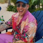 Daddy Yankee Instagram - Como se los prometí a todos mis fans, aquí les dejo, otra de las canciones bonus de Legendaddy “BEACHY” ☀️, junto a una de las nuevas promesas del género 👉🏽@omarcourtz para ponerle más candela 🥵 al verano. Otra canción nueva que va para el cierre de mi gira, y de mi carrera a final de año en PR. Los veo en La Meta, en el Choliseo 🇵🇷 🌴 🌞 🏖️ BEACHY 🌊 BEACHY ⛱️ BEACHY 🐚 #legendaddy #verano #summer #vibes #beachy