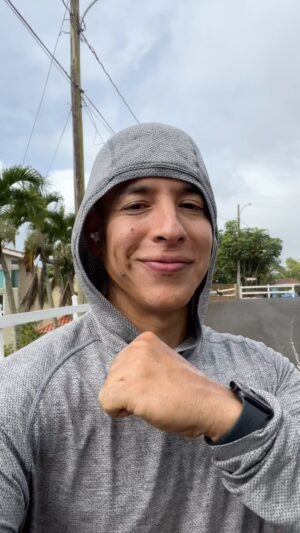 Daddy Yankee Instagram - No hay nada más poderoso para tener esperanza, que el tener una comunión diaria con Dios. Habla con él; aprende a escucharlo. Esto te permitirá aumentar la esperanza que tienes en la vida y en ti mismo. Alimentando el alma, cuerpo y espíritu de luz 💡 💡💡💡☀️☀️💡💡💡

”Apártate del mal, y haz el bien; Busca la paz, y síguela.“
‭‭Salmos‬ ‭34‬:‭14‬ ‭RVR1960‬‬ 💡💡💡💡💡☀️☀️☀️☀️🌈🌈🌈