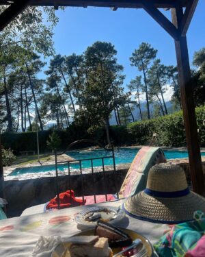 Dafne Fernández Instagram - Leer los nuevos guiones de #4estrellas aquí es MARAVILLOSO❤️‍🔥