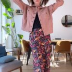Dafne Fernández Instagram - Ha llegado la Primavera 🌸 y con ella la nueva colección de ESMARA “Tropical” de la mano de @lidlespana Sostenibilidad, frescura y versatilidad se unen para alegrar nuestros looks. #publi #EsmaraVísteteLibre