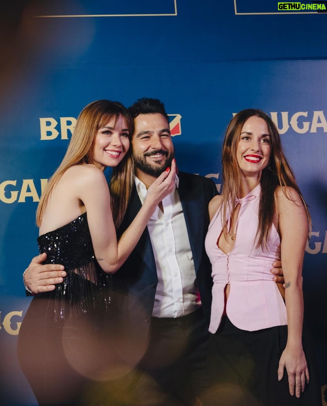 Dafne Fernández Instagram - El pasado jueves disfruté de un momento único junto a @ronbrugal_es y mis amigos @silvia__alonso y @avelazquezb 4 chef 👨🍳 👩🍳 maravillosos nos prepararon un menú que crearon inspirados en nuestra historia de amistad y ha sido una de las experiencias más increíbles de mi vida. Cómo han transladado a unos platos la esencia de nuestra amistad ha sido totalmente alucinante. En el evento se ha presentado la nueva edición de la unión de alta coctelería y alta gastronomía en una ruta gastronómica que podréis disfrutar por todo el país. #BrugalAmistadVerdadera #1888ElRonGastro (Disfruta de un consumo responsable) Publi Look @gualtercong Jerez de la Fra.