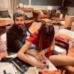 Dafne Fernández Instagram - Primer pase de texto del primer día de rodaje. #4estrellas @arrishots