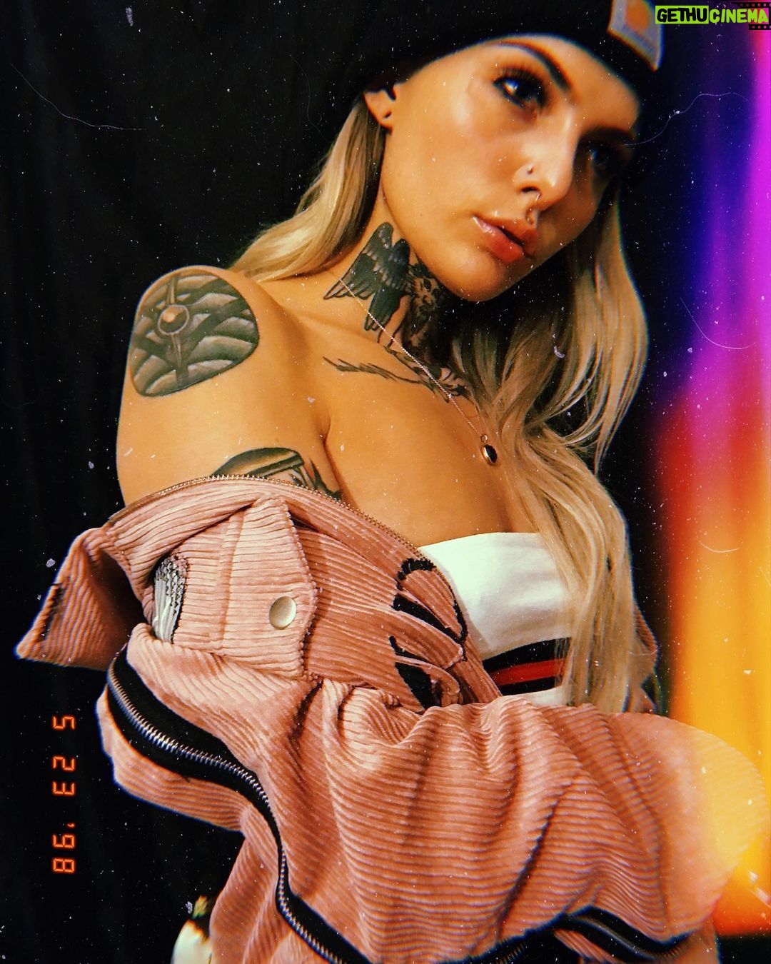 Daisy Coleman - 2.7K Likes - 🥀You’re so cruel;
The way you love me 🥀
Would you guys mind looking at all of the insane detail @darkdenim96 put into this jacket? Phenomenal.
