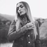 Daisy Coleman Instagram - Don’t tell me the moon is shining; show me the glint of light on broken glass. 📸 creds: @rickgallina Red Rocks Open Space