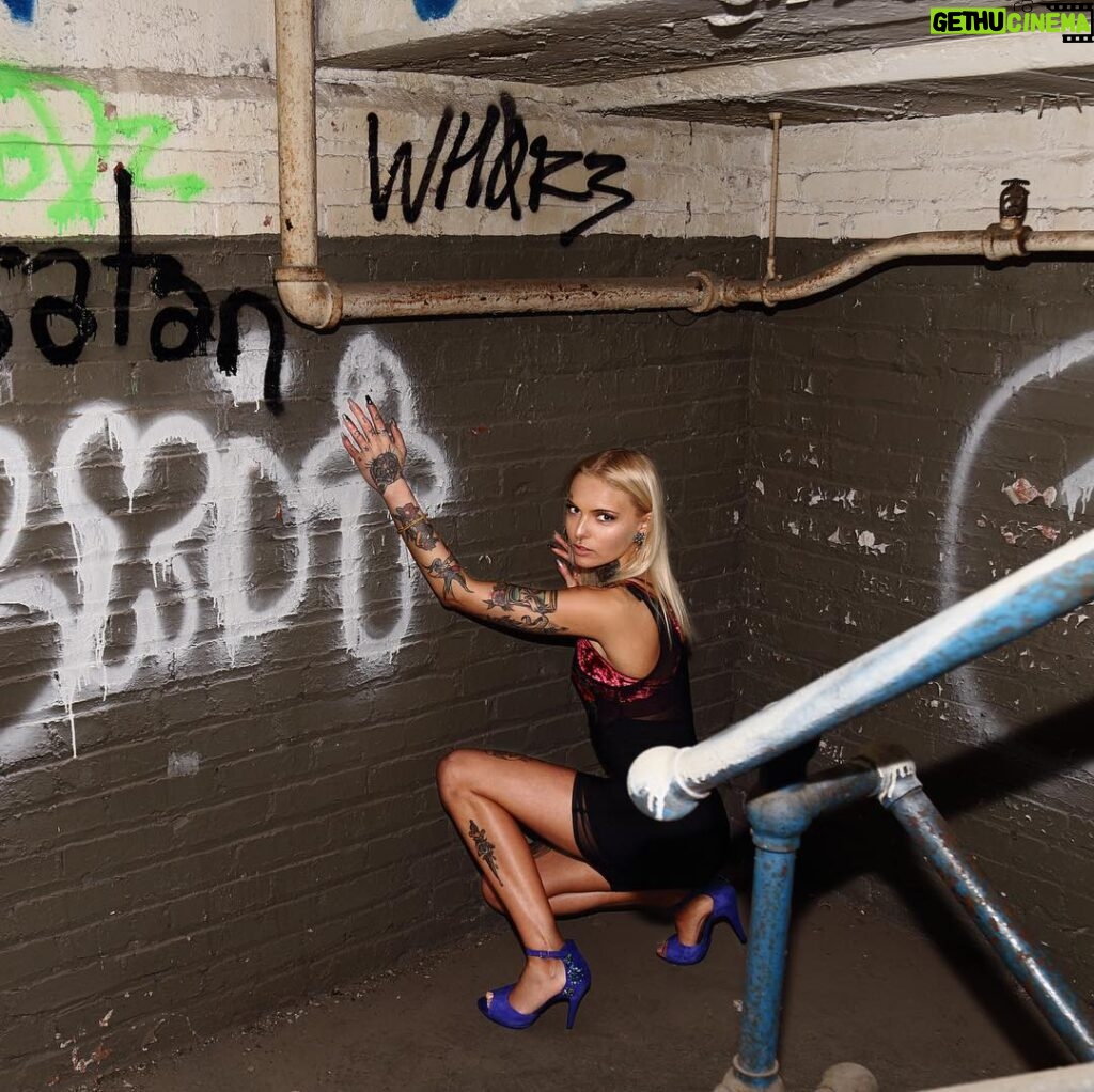 Daisy Coleman Instagram - I liked the “whorez” graffiti • • • #endslutshaming #tattooedmodels