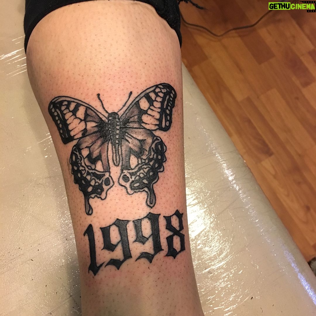 Daisy Coleman Instagram - If you swipe far enough youβll see a #bootytattoo ππ€πΌπ Yes, she told me to post this β’ β’ β’ #inkstylezstudio #ladytattooist #blackandgreyrealism #blackandgreytattoo #portraitartist #fusionink #dynamicink #kurosumi #hextat