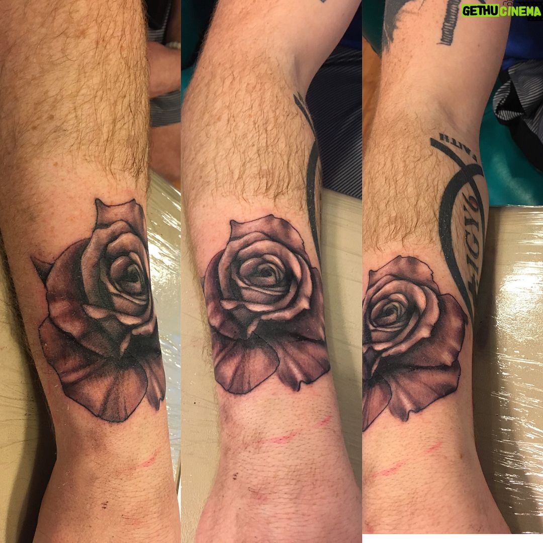 Daisy Coleman Instagram - If you swipe far enough youβll see a #bootytattoo ππ€πΌπ Yes, she told me to post this β’ β’ β’ #inkstylezstudio #ladytattooist #blackandgreyrealism #blackandgreytattoo #portraitartist #fusionink #dynamicink #kurosumi #hextat