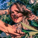 Daisy Coleman Instagram - Guys I have openings for tattoos in Los Angelos the 15th and 16th of August. Message me for details on times and availabilities 💖 Also @anne_gravino on those photo creds again 😍
