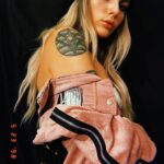 Daisy Coleman Instagram - 🥀You’re so cruel; The way you love me 🥀 Would you guys mind looking at all of the insane detail @darkdenim96 put into this jacket? Phenomenal. Colorado