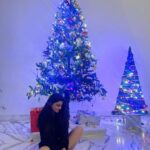 Daisy Shah Instagram – Merry Christmas 🌲❤️🤗