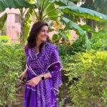 Daisy Shah Instagram - Happiest in the nature 💚💜 . . . #happyme #daisyshah