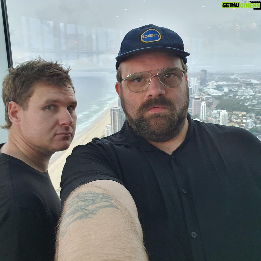 Damien Power Instagram - Doing a collab with @greglarsencomedian at the top of the Southern Hemisphere’s tallest residential building #skypoint #topoftheworld