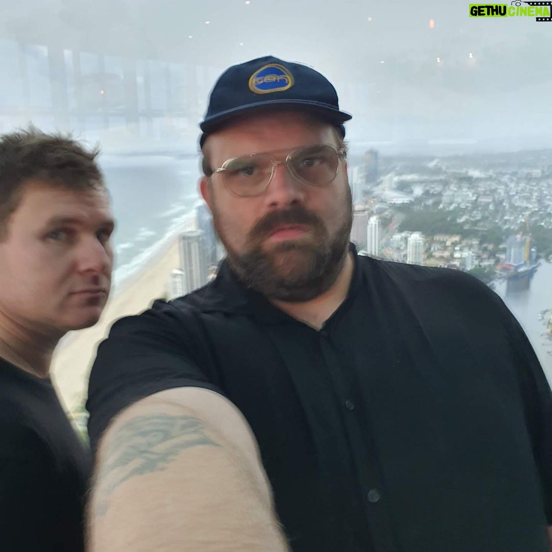 Damien Power Instagram - Doing a collab with @greglarsencomedian at the top of the Southern Hemisphere’s tallest residential building #skypoint #topoftheworld