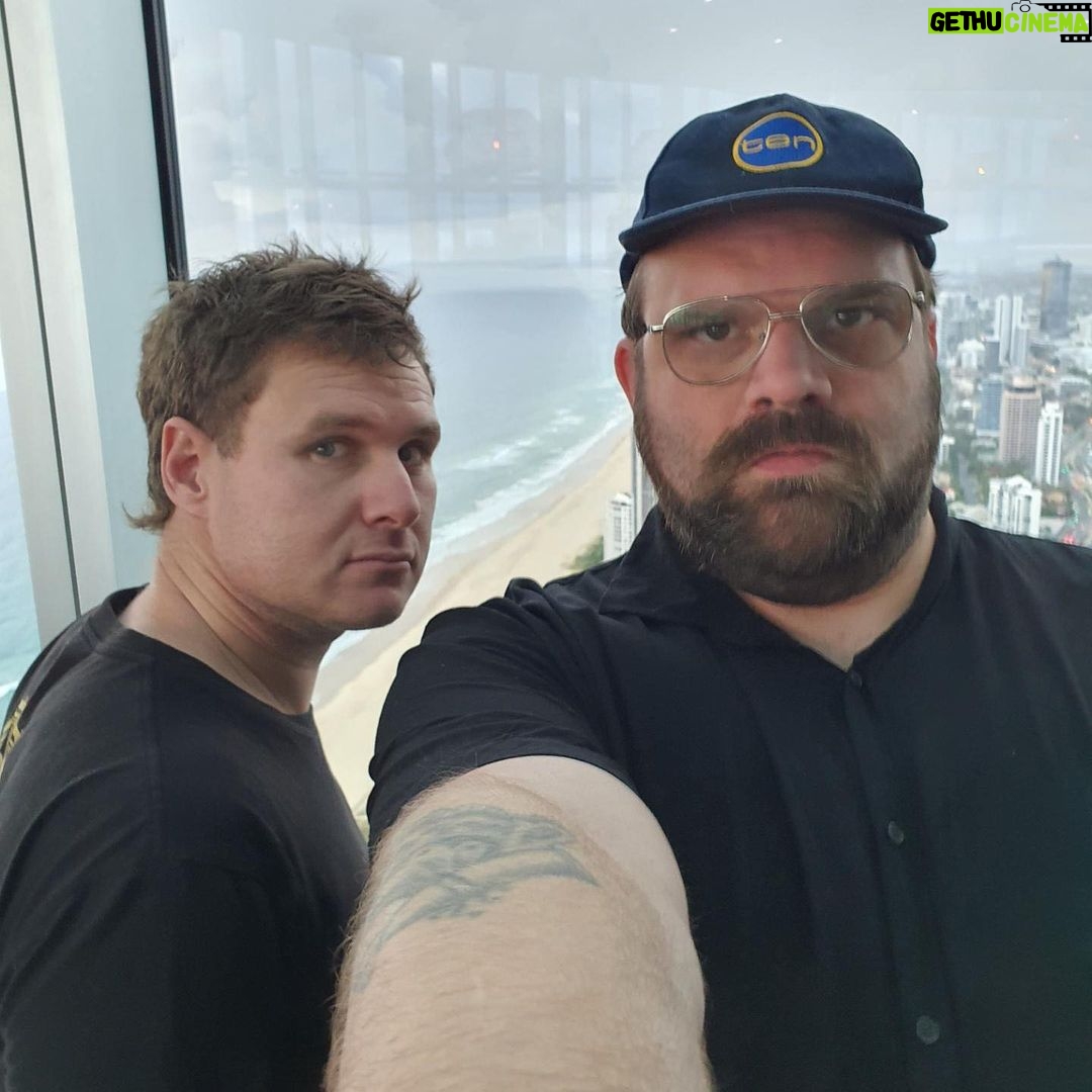 Damien Power Instagram - Doing a collab with @greglarsencomedian at the top of the Southern Hemisphere’s tallest residential building #skypoint #topoftheworld