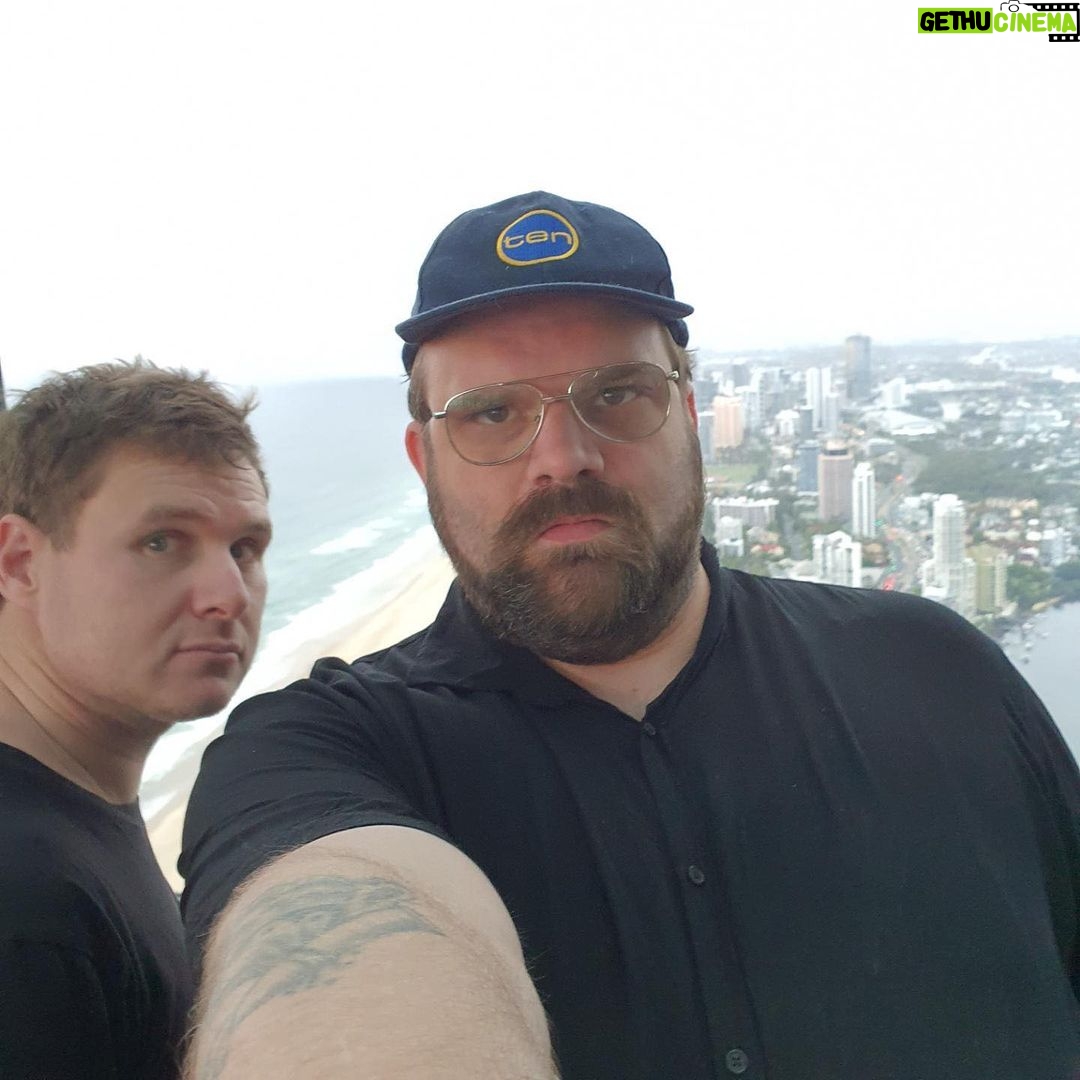 Damien Power Instagram - Doing a collab with @greglarsencomedian at the top of the Southern Hemisphere’s tallest residential building #skypoint #topoftheworld