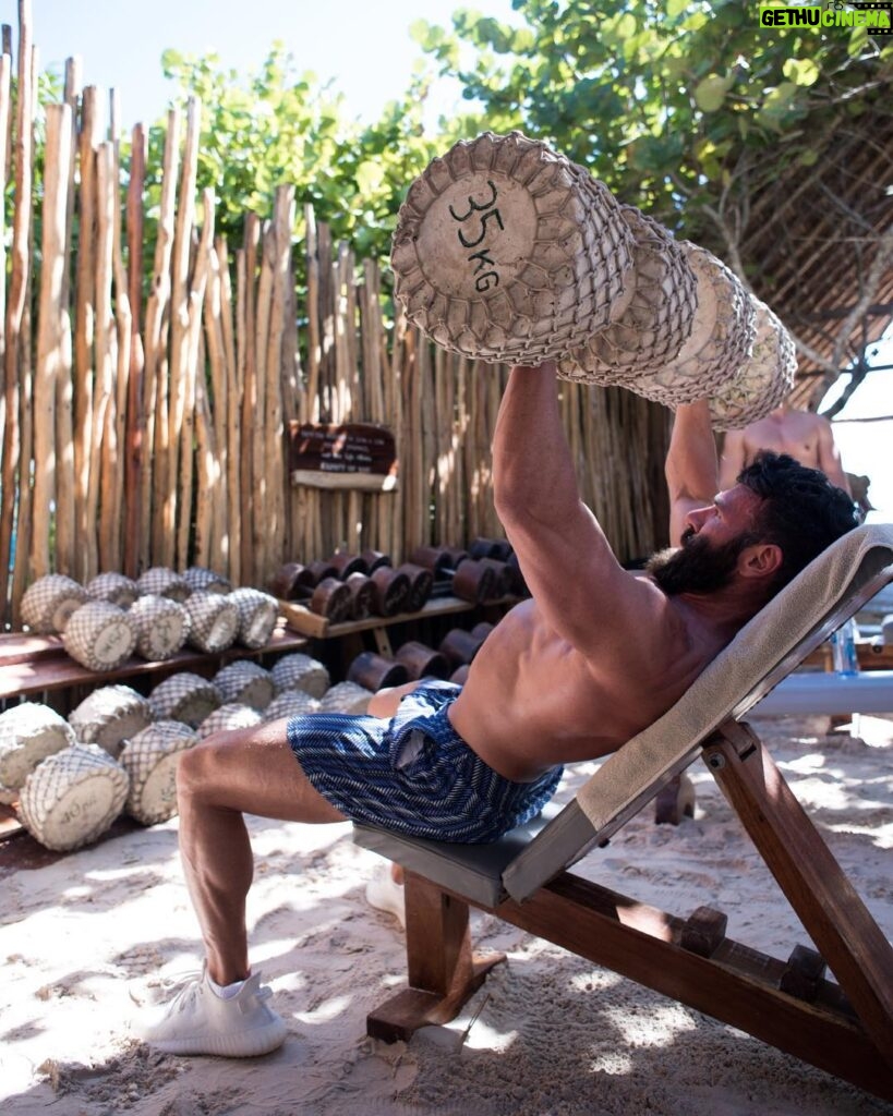 Dan Bilzerian Instagram - Working out in the sun makes me happier than most things Tulum Beach