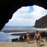 Dan Bilzerian Instagram – Exploring the South Pacific 🐌