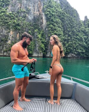 Dan Bilzerian Instagram - Just the essentials