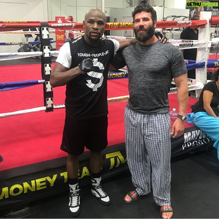 Dan Bilzerian Instagram - Congrats champ #MoneyMakesMoney #YouDidHaveMeSweatingThough