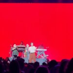 Dan Ferreira Instagram – Noite do último sábado pra lembrar pra sempre. Comemorando mais um ano de vida no show desse artista que eu amo! @djavan sua arte é gigante, atemporal. Uma honra te conhecer! Sentir e perceber a vida por sua música é uma benção! Vida longa!!! ❤️

Obrigado, @eva_atocha e @vanessacardososoms