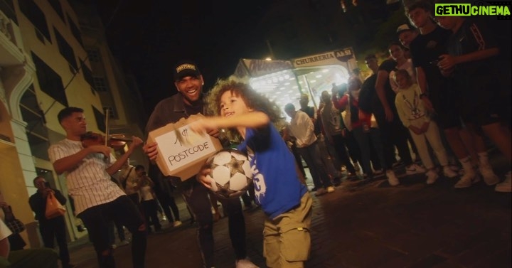 Dani Alves Instagram - I Need a Dollar - Postcode (Cover) x Dani Alves Tenerife