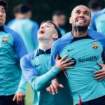 Dani Alves Instagram - Sonhe o quanto quiser que seu sonho é seu, carregue ele contigo e entregue nas mãos de Deus…. Só tenha paciência que vai se realizar e então dobre seus joelhos e comece a orar. Eu sou, mais um moleque da favela, jogava no campo de terra, fui tirado de vagabundo mas olha que ironia eu venci!! 🖊 GoodCrazy & @macoficiall_