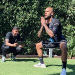 Dani Alves Instagram - VOE ALTO NÃO PARA QUE O MUNDO TE VEJA E SIM PARA QUE VOCÊ POSSA VER O MUNDO…. O MARAVILHOSO MUNDO!! #GoodCrazyLifeStyle🤓