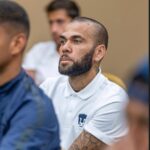 Dani Alves Instagram - Foco na missão!!! #DeusNoComandoSempre🙏🏽