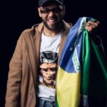 Dani Alves Instagram - VIVA A INDEPENDÊNCIA DO BRASIL 🇧🇷! Que esse dia hoje mais que nunca, represente a real independência do nosso povo. Sejam libertos de tudo que te oprime, de tudo que te inferioriza, de tudo e de todos que não trazem ORDEM E PROGRESSO. Que Deus cuide do nosso povo, que Deus cuide do nosso BRASIL.