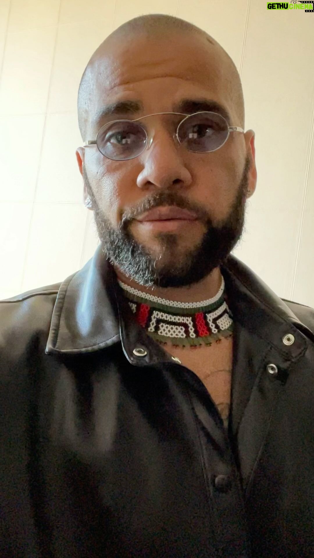 Dani Alves Instagram - I’m feel so good 🤪 #GoodCrazyLifeStyle!!😎
