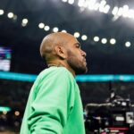 Dani Alves Instagram - Não importa o que já aconteceu até aqui, eu só sei que a meta está mais próxima. Quando olhares para trás, que seja para fortalecer o seu caminhar pra frente. Foco na missão! #WorldCup2022 #Qatar #Brasil🇧🇷