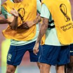 Dani Alves Instagram - Confiança é sempre importante, trás boa execução e bons resultados….. mas humildade e proceder fazem você entender que você precisa ser constante!!