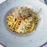 Daniela Collu Instagram - Nessun animale è stato maltrattato durante le riprese del post ♥️🫶🏻 1- ascensore cappello 2- cacio e pepe con pescetto 3- Il mare d’autunno, e nemmeno una canzone dedicata 4- Io 5- Pazzeschi 6- I lavandini nel backstage dei festival 7- Valerio Berruti 8- È questione di precisione, basta un centimetro 9- Fare chiusura è una cosa seria 10- La luna, dentro