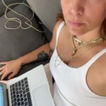 Daniela Collu Instagram - Ho bisogno d’amore, per dio, perché sennò sto male ♥️