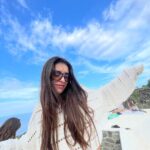 Daniela Collu Instagram - La vita è un festival, preferibilmente sul tetto di un dammuso ♥️ @the_island_festival Pantelleria