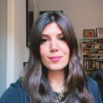 Daniela Collu Instagram - Cosa vorremmo trovare nel perfetto ambiente di lavoro? Il biliardino? La sala relax? No, ve lo diciamo io e @tempo_it : la gentilezza. Per il progetto Gentile Reminder ho immaginato una top5 delle piccole attenzioni che tutti, me compresa, possiamo mettere in atto con i nostri colleghi (anche virtuali) per diffondere empatia e eliminare insieme i momenti peggiori. Ps: Il seguente reel può essere casualmente condiviso nelle chat dell’ufficio, così, a titolo informativo e generico, ogni riferimento a Francesca dell’amministrazione è puramente casuale.