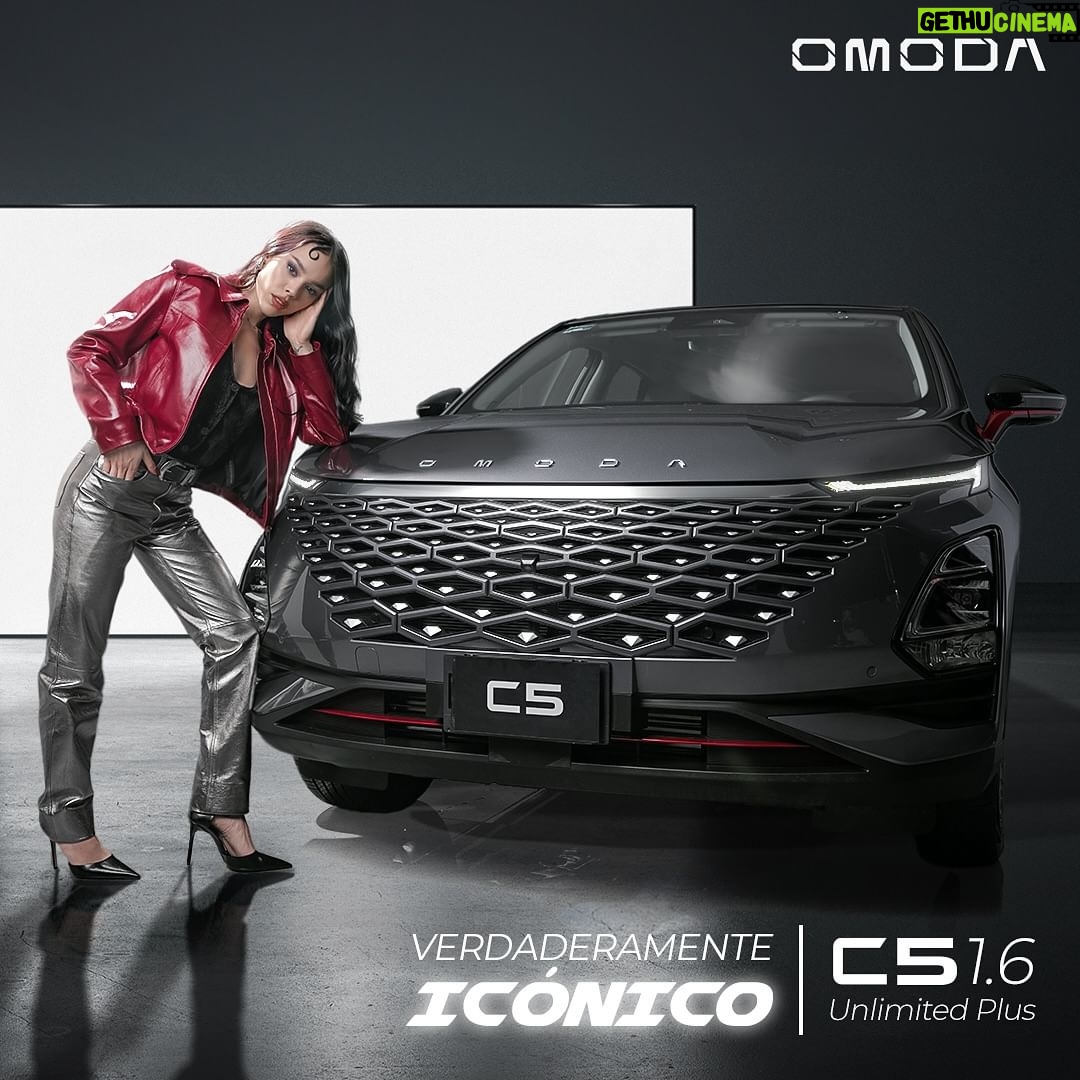 Danna Paola Instagram - Dale la bienvenida a algo #VerdaderamenteIcónico con C5 1.6 Unlimited Plus @omoda.mx