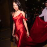 Danna Paola Instagram - Del fuego no sabes nada si no la has visto arder. ♥️ Lady in red 💃🏻by @palomospain @bimbaylola @franciscojrondon @latingrammys #macdannapaola Sevilla, Spain