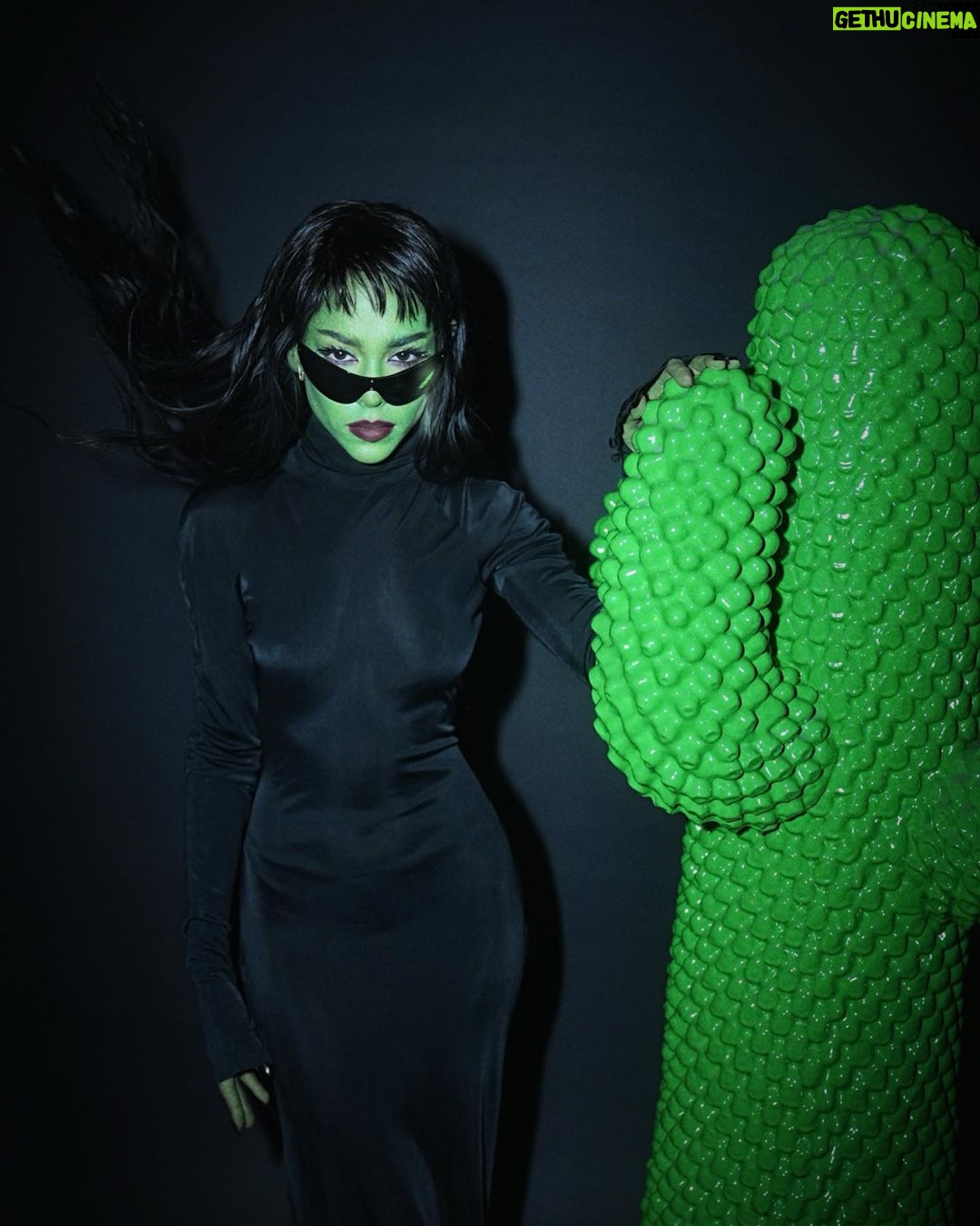 Danna Paola Instagram - I'm defying gravity And you won't bring me down! 💚