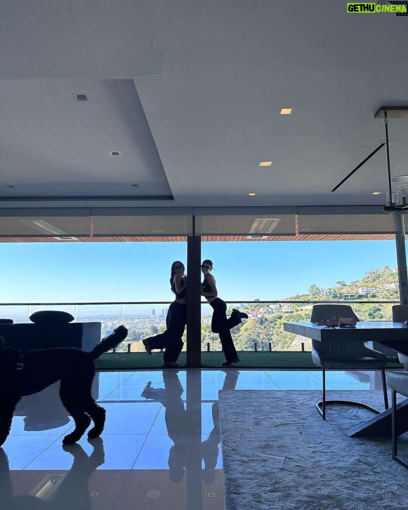 Danna Paola Instagram - Las LA’s🤍 @airbnb Los Angeles, California