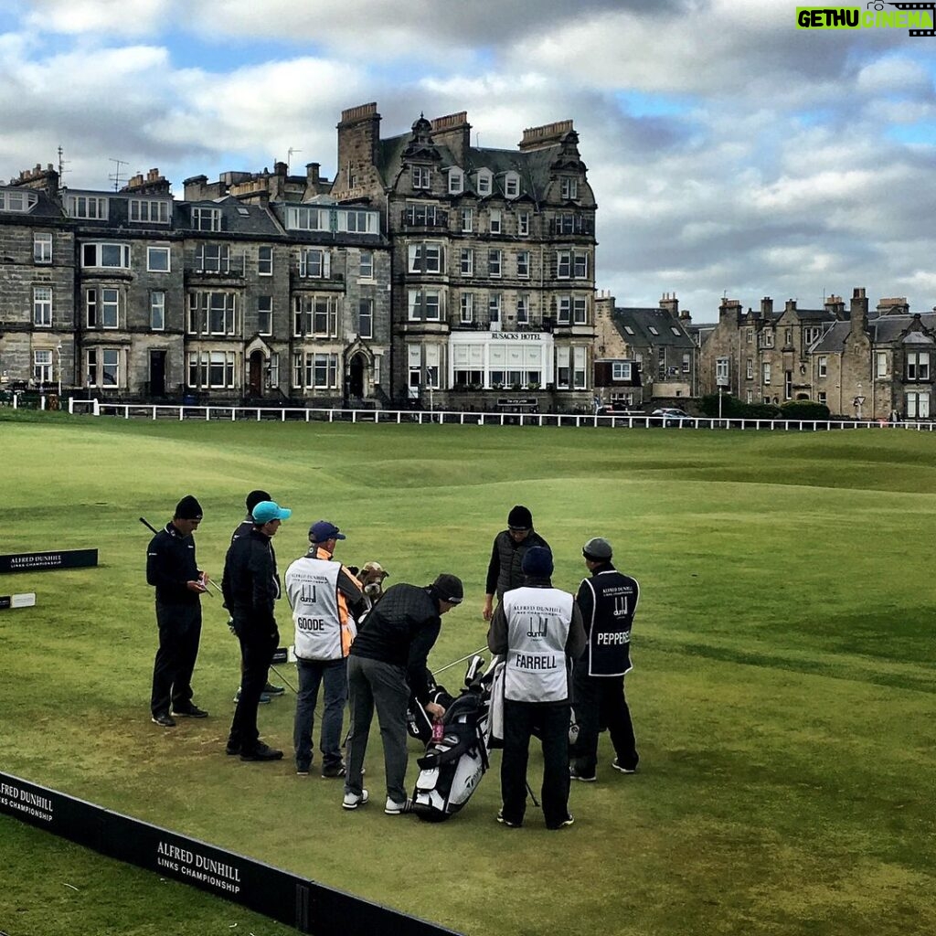 Dave Farrell Instagram - Who’s ready for October!?! I’m stoked to be heading back to this year’s #dunhilllinks championship... Come out to the tournament and say 👋! @dunhilllinks Old Course at St Andrews