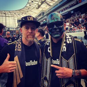 Dave Farrell Instagram - Making new friends (@lafcsoccerhead) at the @lafc 4-1 win tonight! If you look closely, you just might be able to find a falcon in the background... and swipe left for the “PX Double-Double” 
#lafc #lafc3252