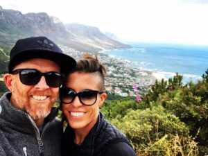 Dave Farrell Instagram - Hiking #LionsHead yesterday in #CapeTown with my trail partner! 🦁🇿🇦💯 More pics in my instastory 😬
