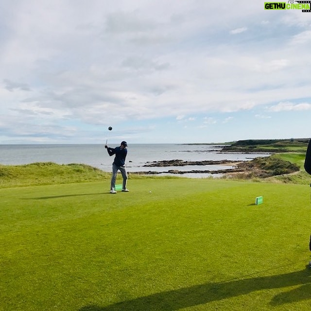 Dave Farrell Instagram - Thank you to @dunhilllinks for having me out to compete this year. By far, my favorite week of the year! And great fun being paired today with Mike Rutherford, guitar legend from Genesis, and Mike and the Mechanics. Scotland, you never cease to amaze me! 🏴󠁧󠁢󠁳󠁣󠁴󠁿 💙